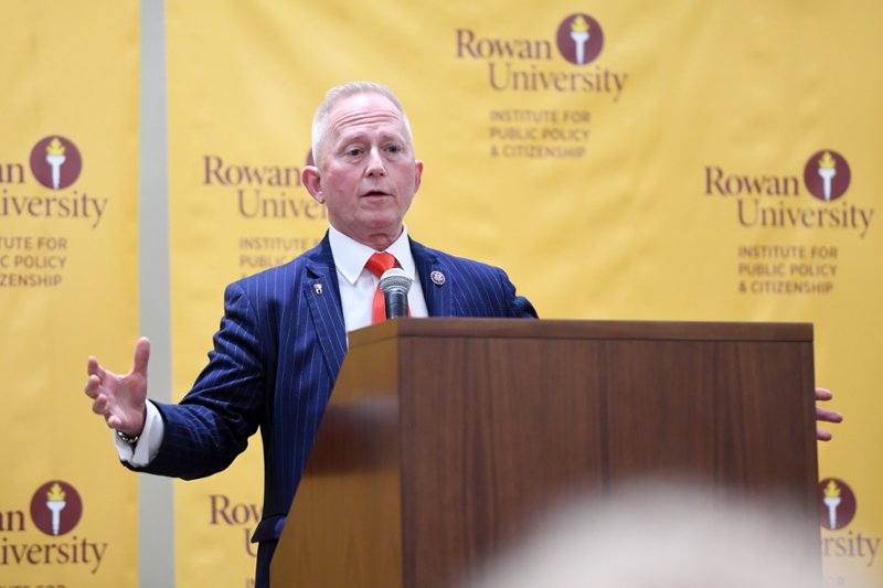 Jeff Van Drew Speaks at Rowan University
