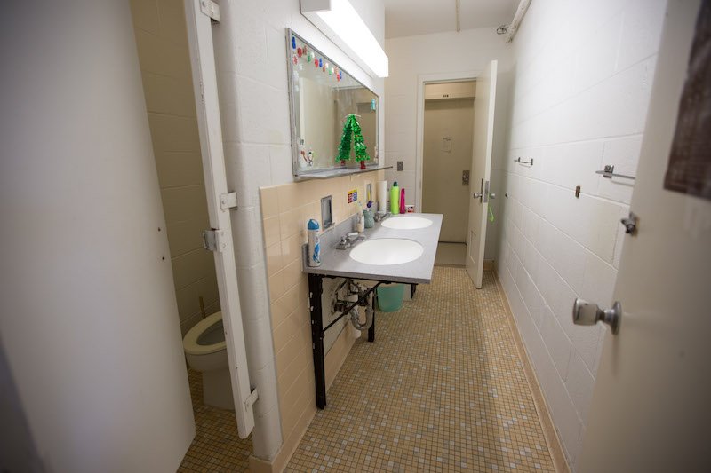 mimosa-bathroom-2