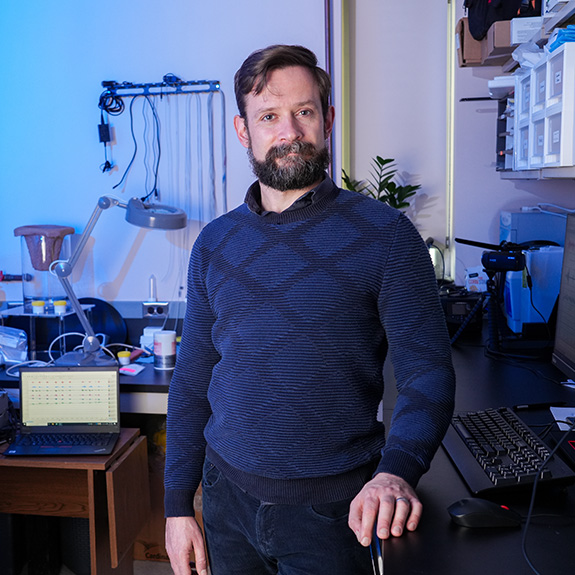 Rowan-Virtua SOm and TBES researcher Francois Gould standing in his lab